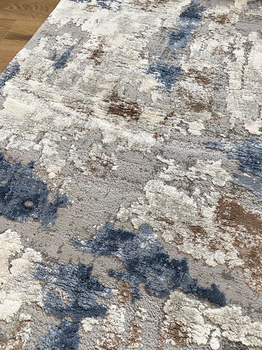 Covor in stare foarte buna