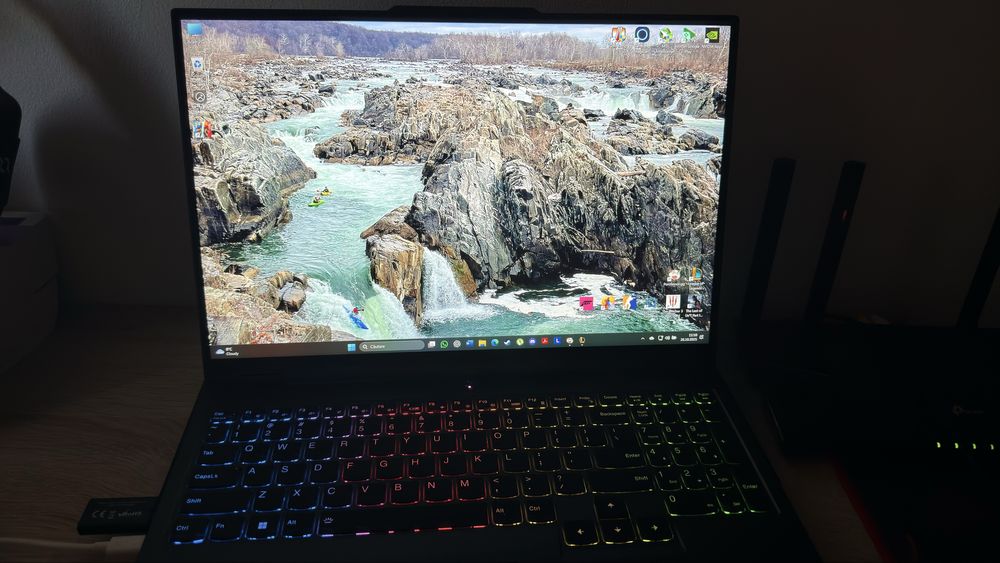 Lenovo Legion Pro 5 16ARX8