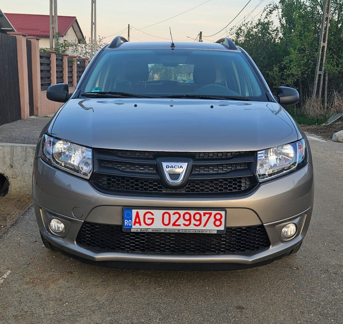 Dacia Logan MCV benzină 898