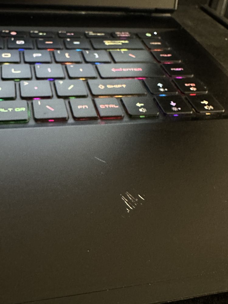 Геймърски Лаптоп MSI GP66 144Hz (I7, RTX 3070, 64 RAM)