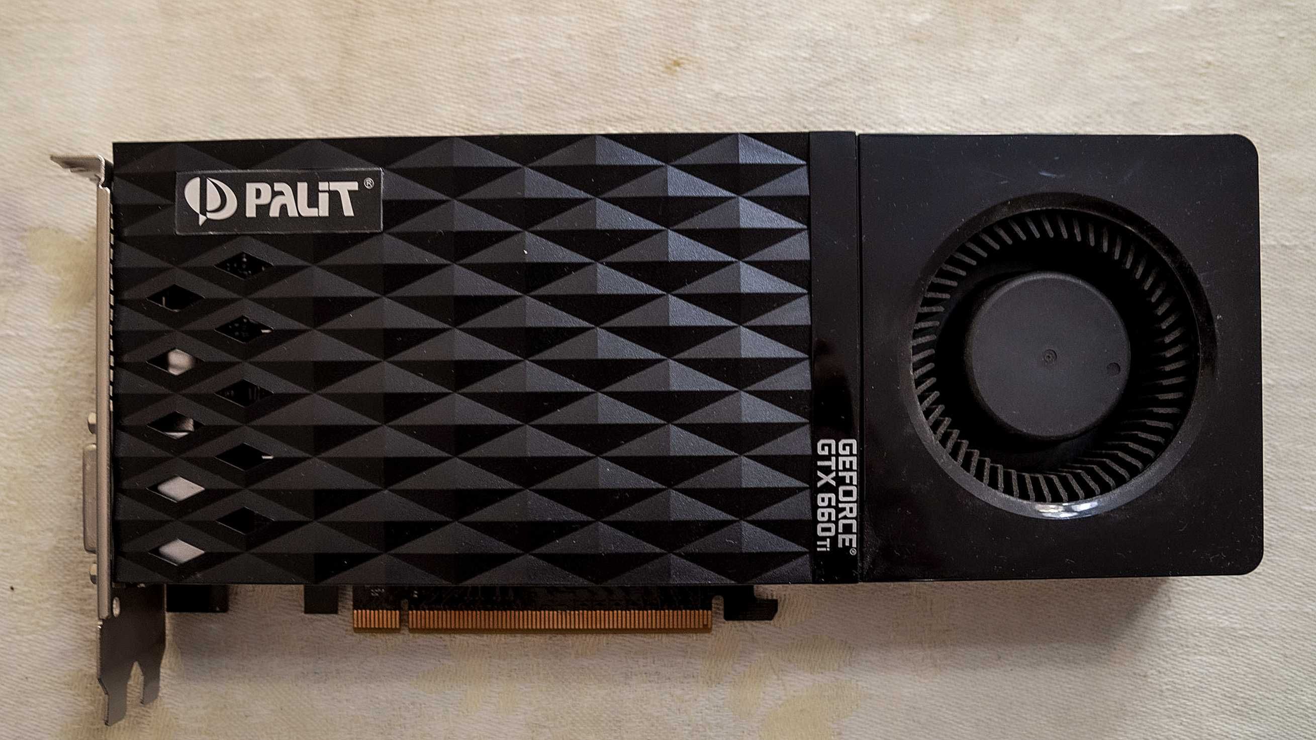 Продам видеокарту GeForce GTX 660 Ti PALIT.