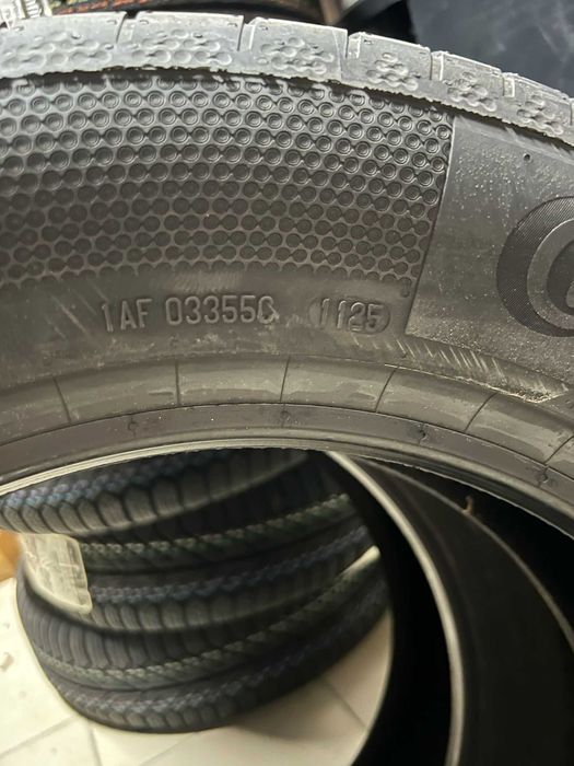 Anvelopă de vară Continental EcoContact 7 215/60 R17 96H 4 buc.