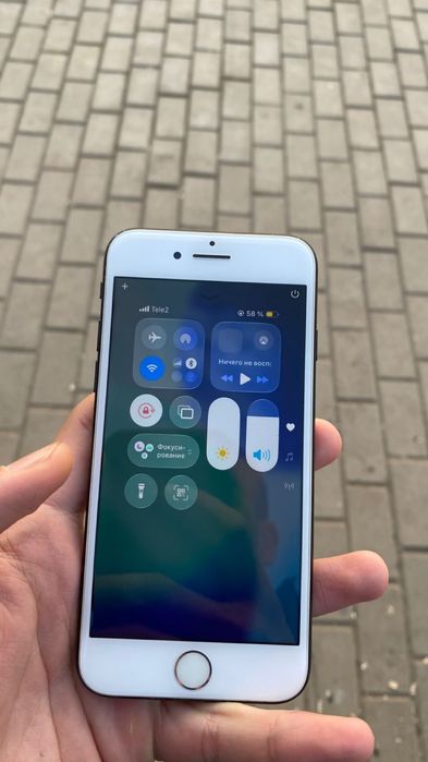 Iphone SE 2022 в хорошем состоянии