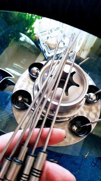 Set fondue din inox,nou,platou rotativ,6 persoane