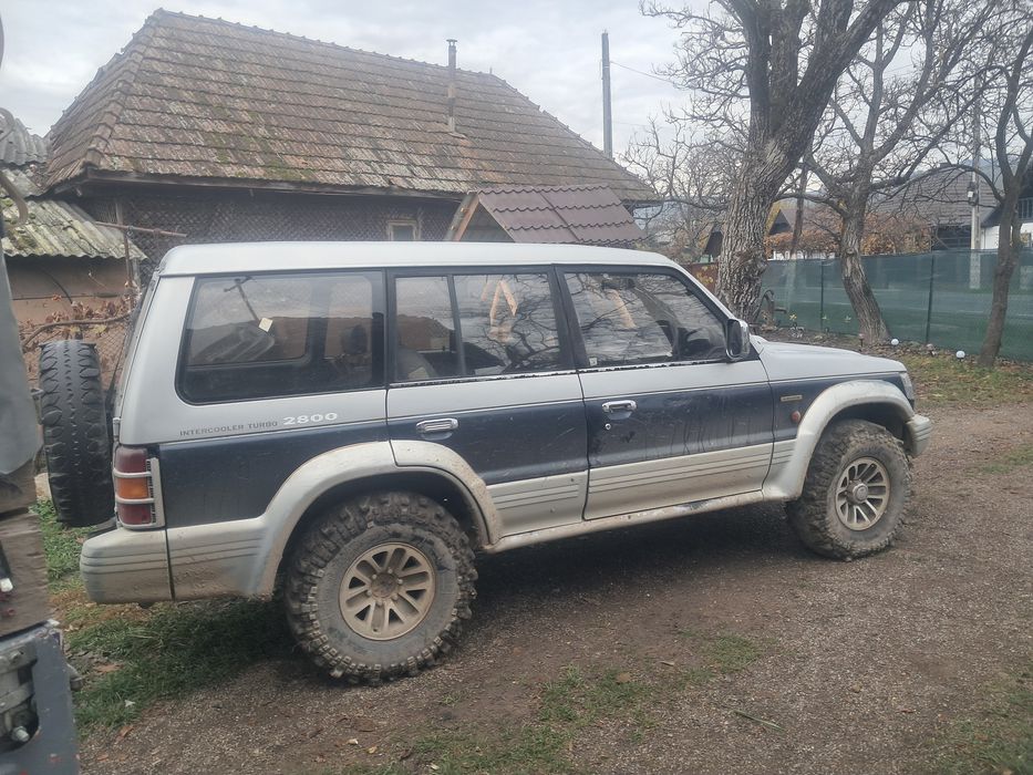 mitsubishi pajero 2800
