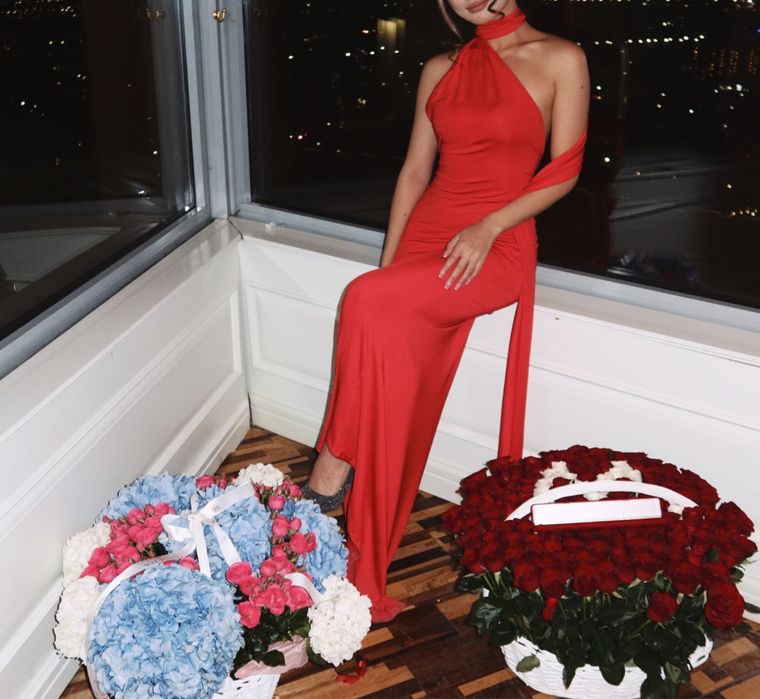 Продам вечернее платье/красное платье/длинное