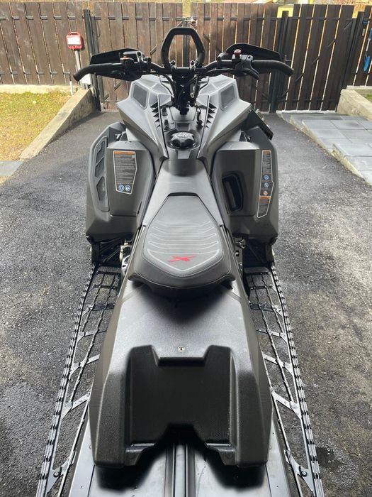 Skidoo Summit X Expert 850 Turbo