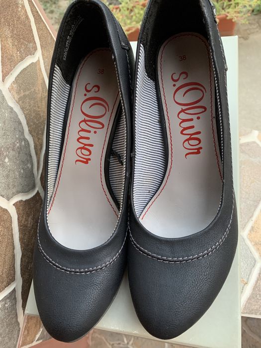 Pantofi negri s’Oliver