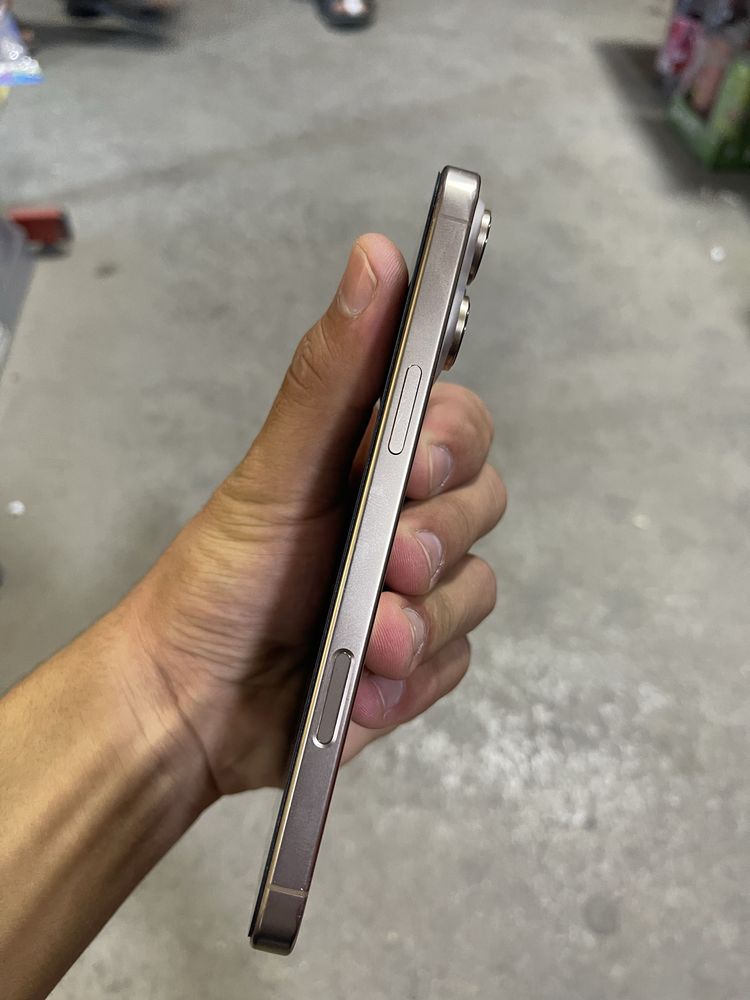 Iphone 16 pro max sotiladi