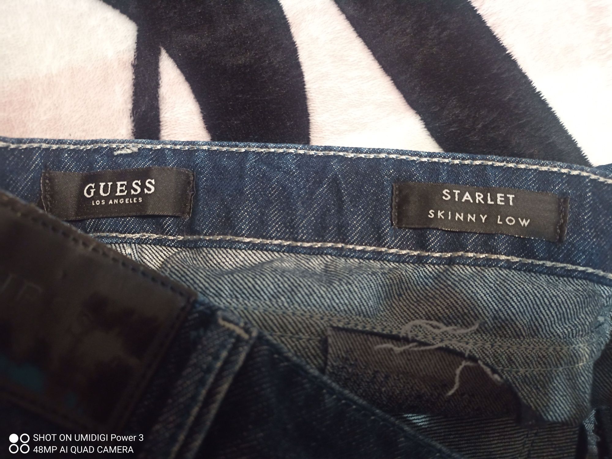 GUESS los angeles-26 размер-дънки