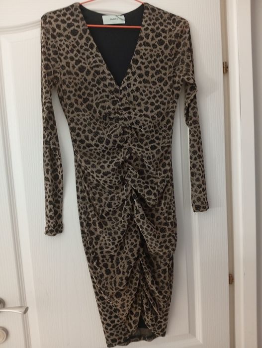 Rochie leopard,mărimea S..noua