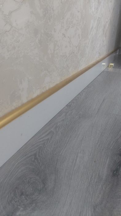 МДФ плинтус  пол учун