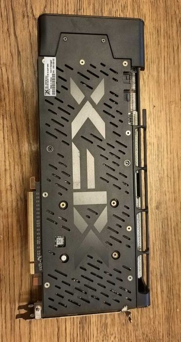 Placa video 5700 XT dual slot