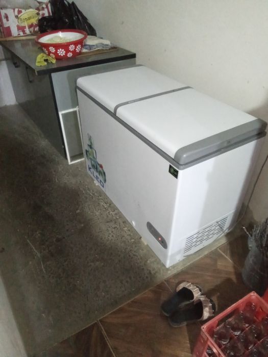 Holodilnik va morozilnik sotiladi