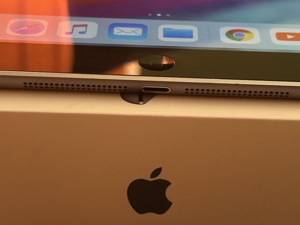 Ipad Air 32GB в невероятно състояние