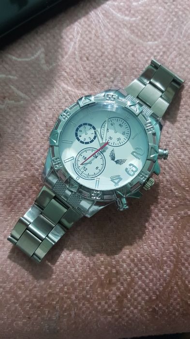 Vând ceas bărbătesc