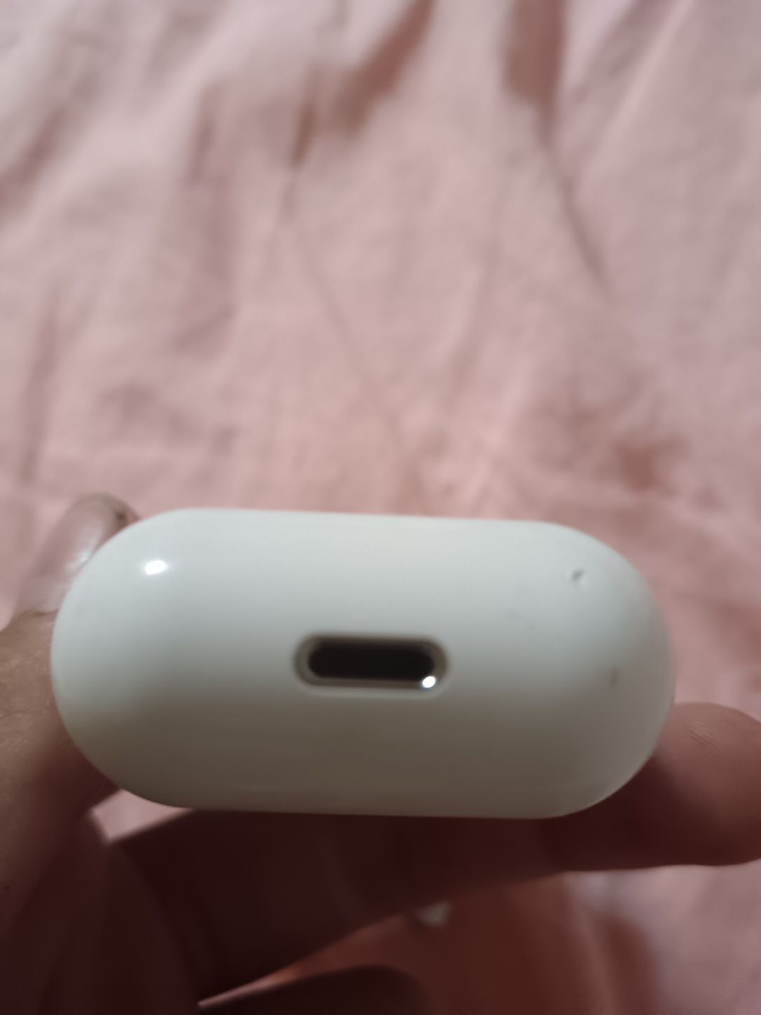 Airpods. Airpods