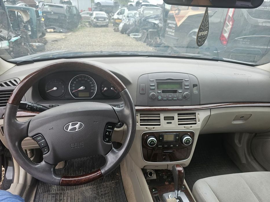 Dezmembrez Hyundai Sonata 2.0 CRDI D4EA 103 KW E4 an 2009