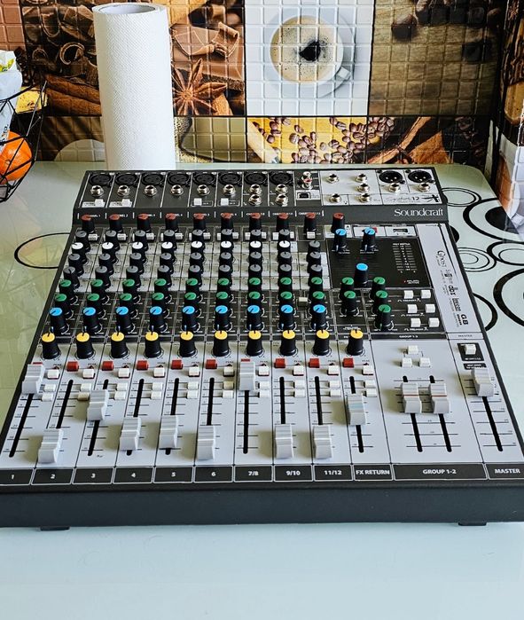 Mixer Audio Soundcraft Signature functionalitate partiala