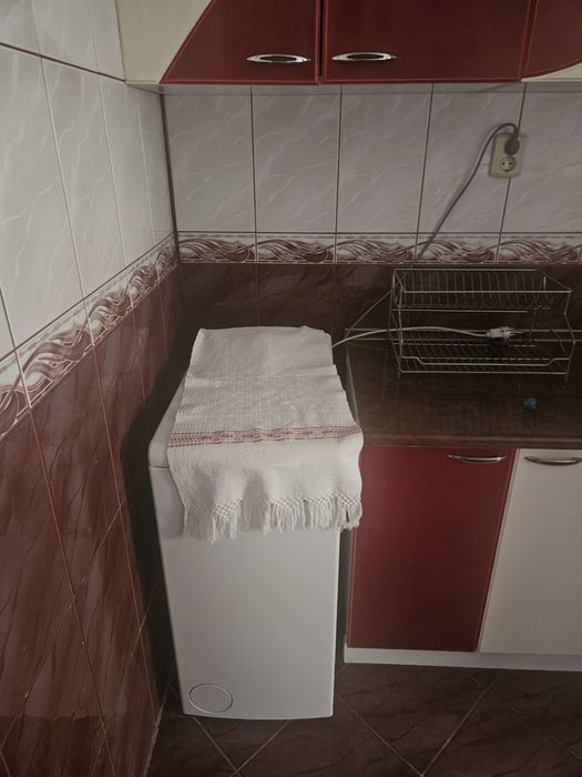 Apartament 4 camere de inchiriat