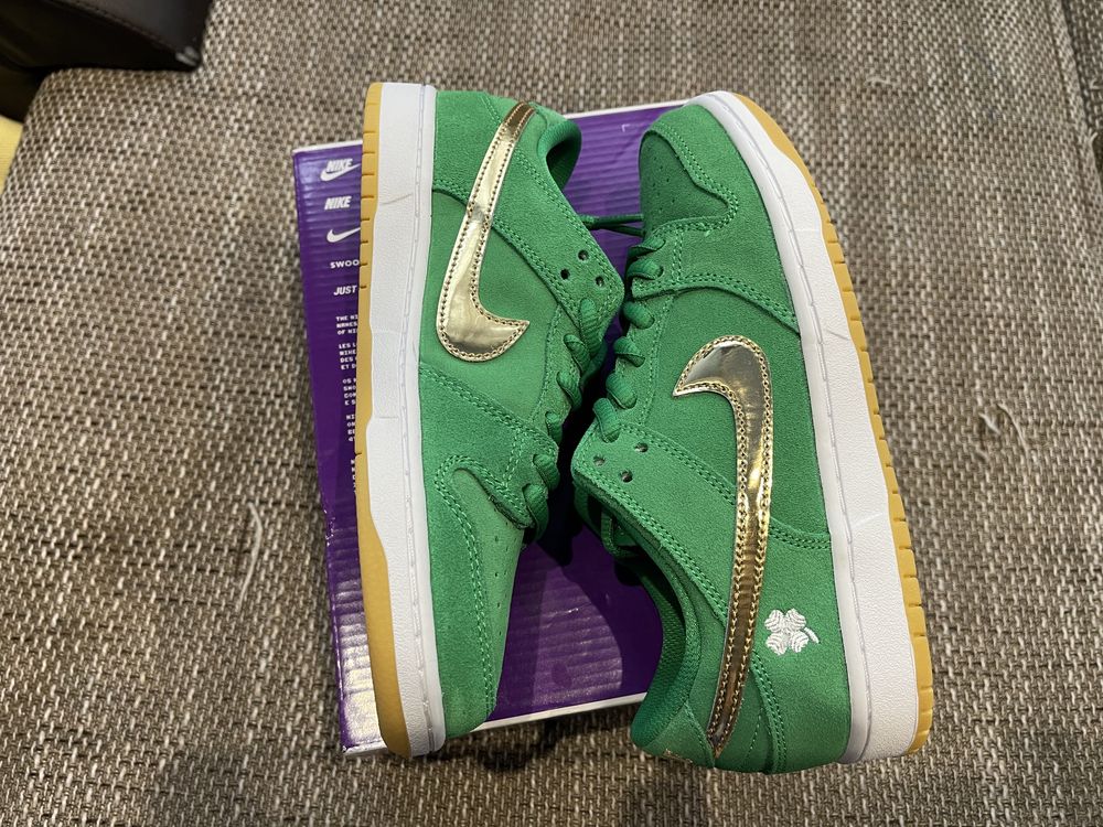 Nike SB Dunk Low Patrick's Day Green Jordan Kobe Adidas NBA LeBron MLB