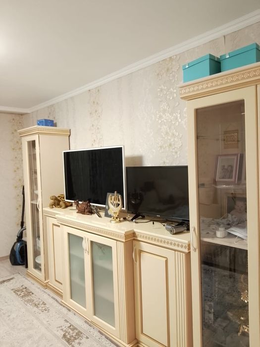 Продам горку в зал