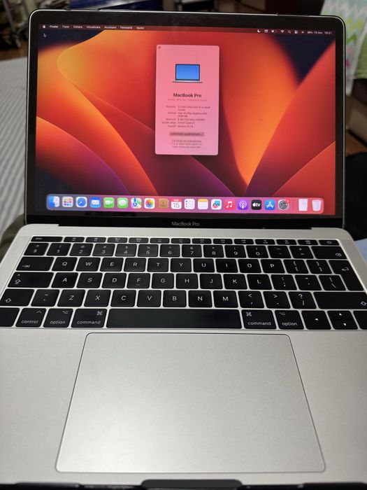 Vand Mackbook Pro 2017 ,impecabil ca si nou