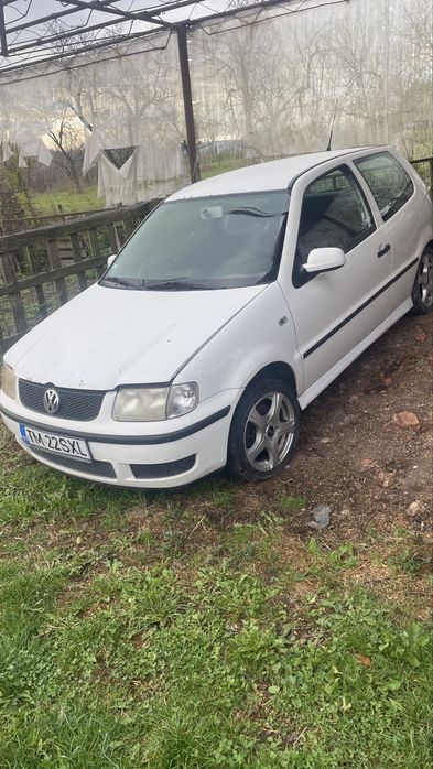 Volkswagen Polo – vând sau schimb cu scuter sau cross
