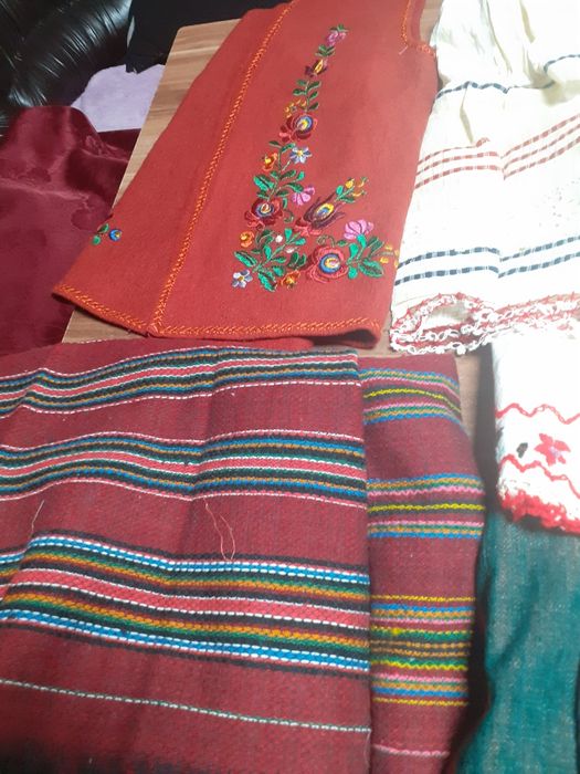 Стари  и автентични  части за носии