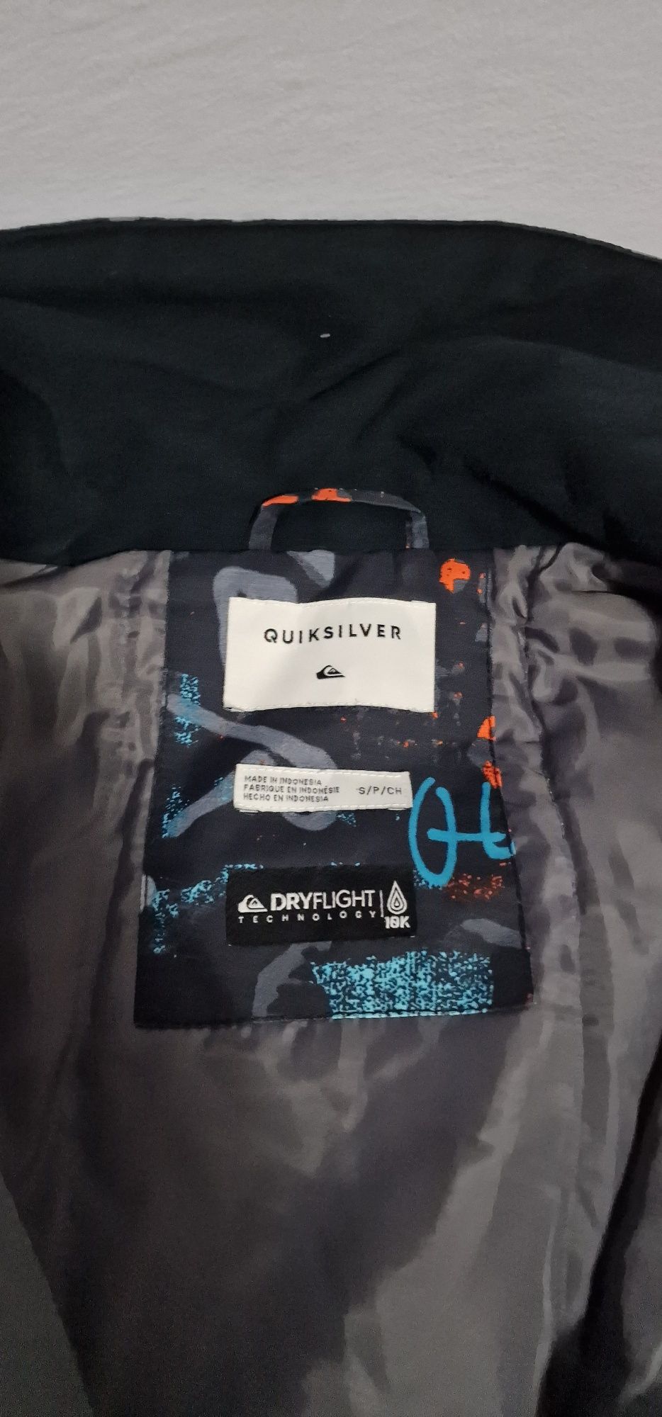 quiksilver яке и грейка L