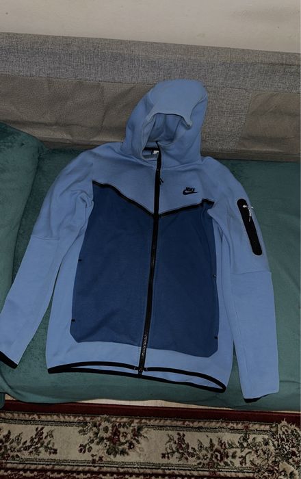 Compleu nike tech