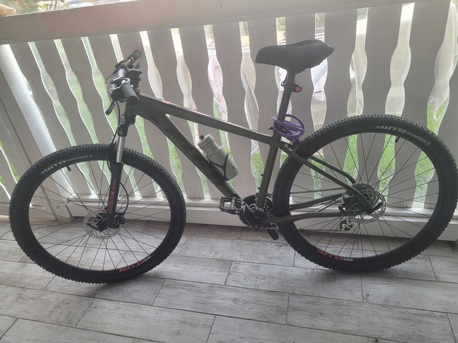 Bicicletă MTB – stare excelentă, pregătită de drum
