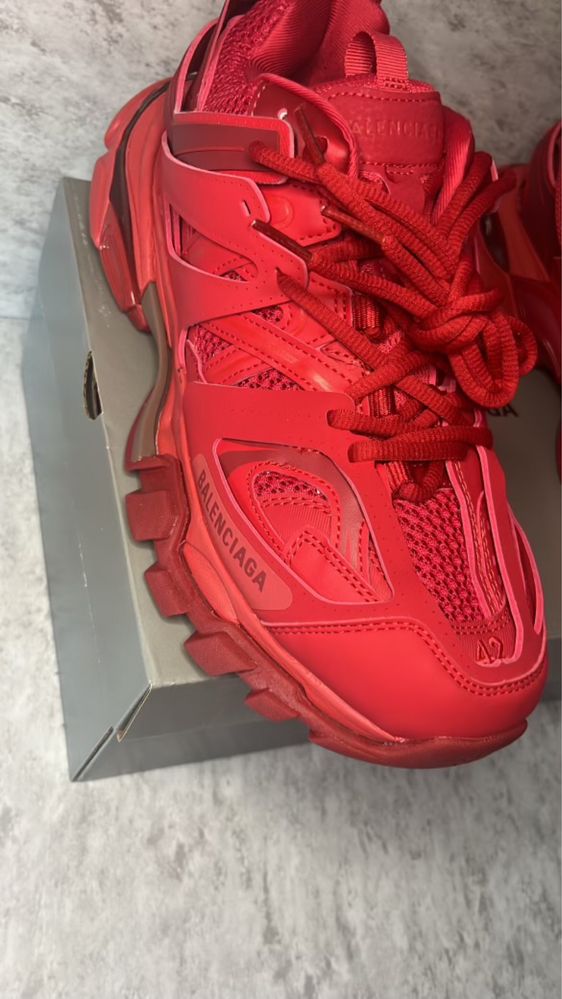 Balenciaga Track RED