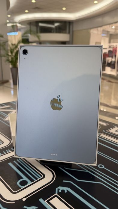 Apple iPad Air 11 inch - M3 - Noua!