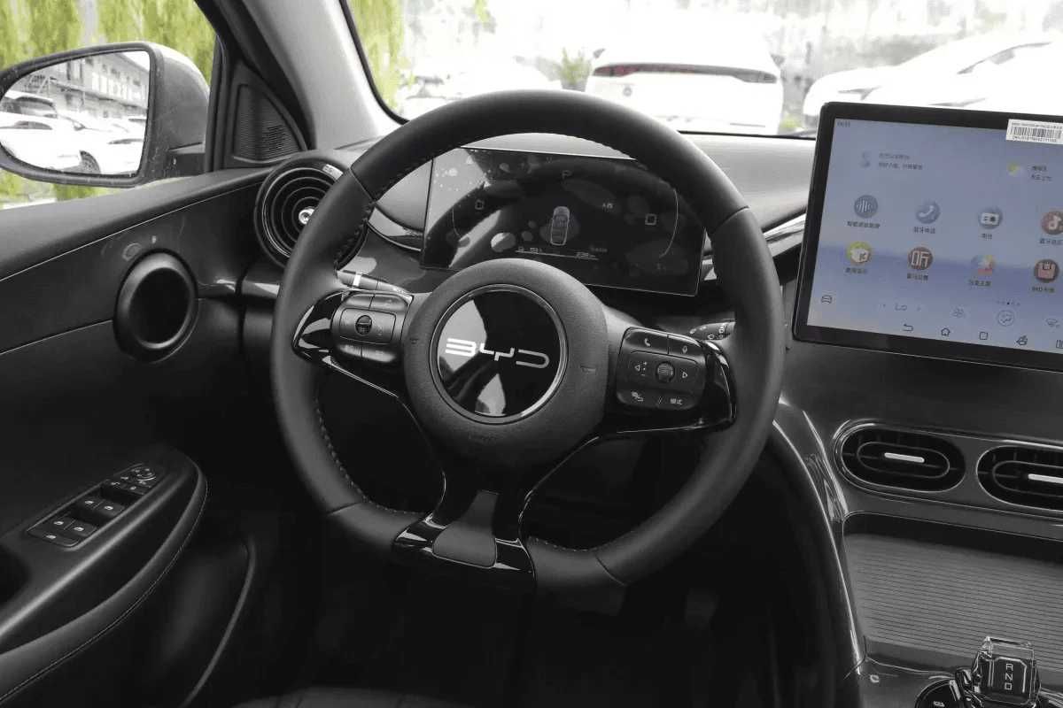 Byd E2 Luxuru Full -405 km- 16000$!