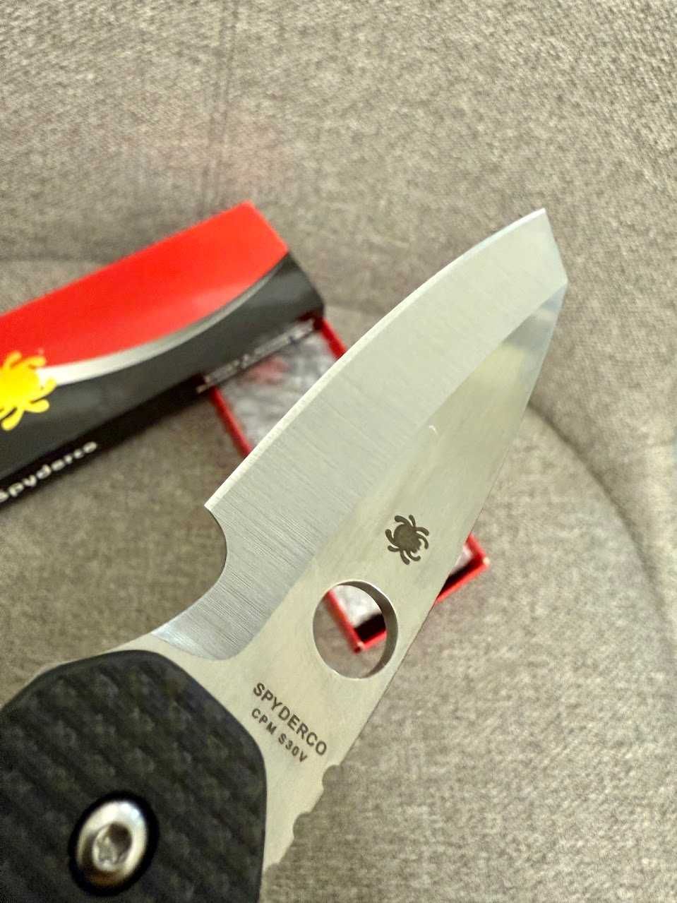 Нож Spyderco Smock CF Чисто нов!