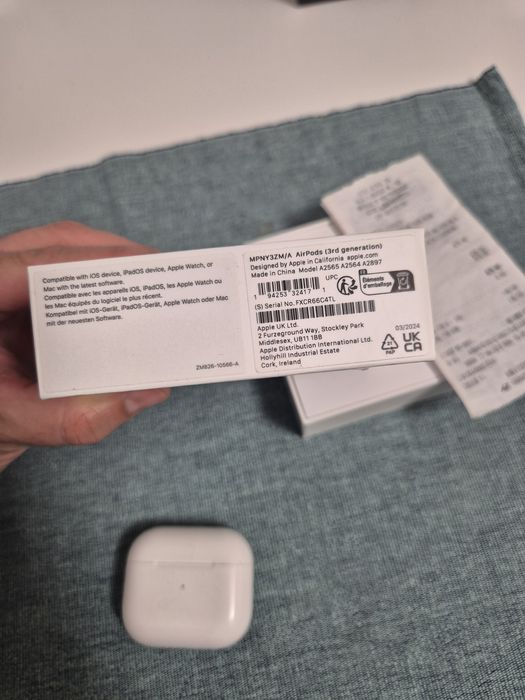 Casti AirPods 3 originale cu garantie