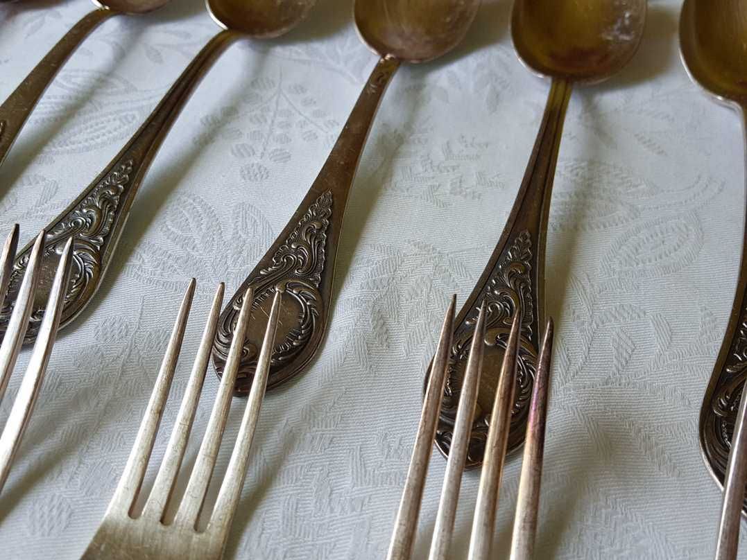 Vand set tacamuri argint 12 persoane