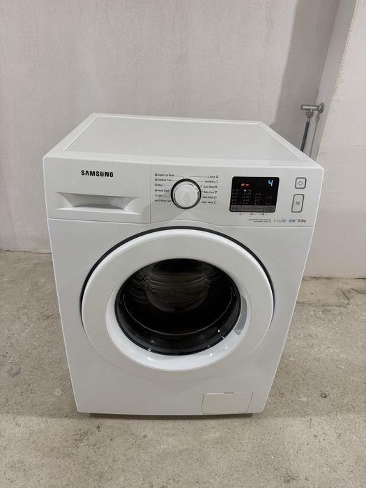 Пералня Samsung WF8EF5E0W4W – 8 кг, 1400 оборота, EcoBubble–като нова
