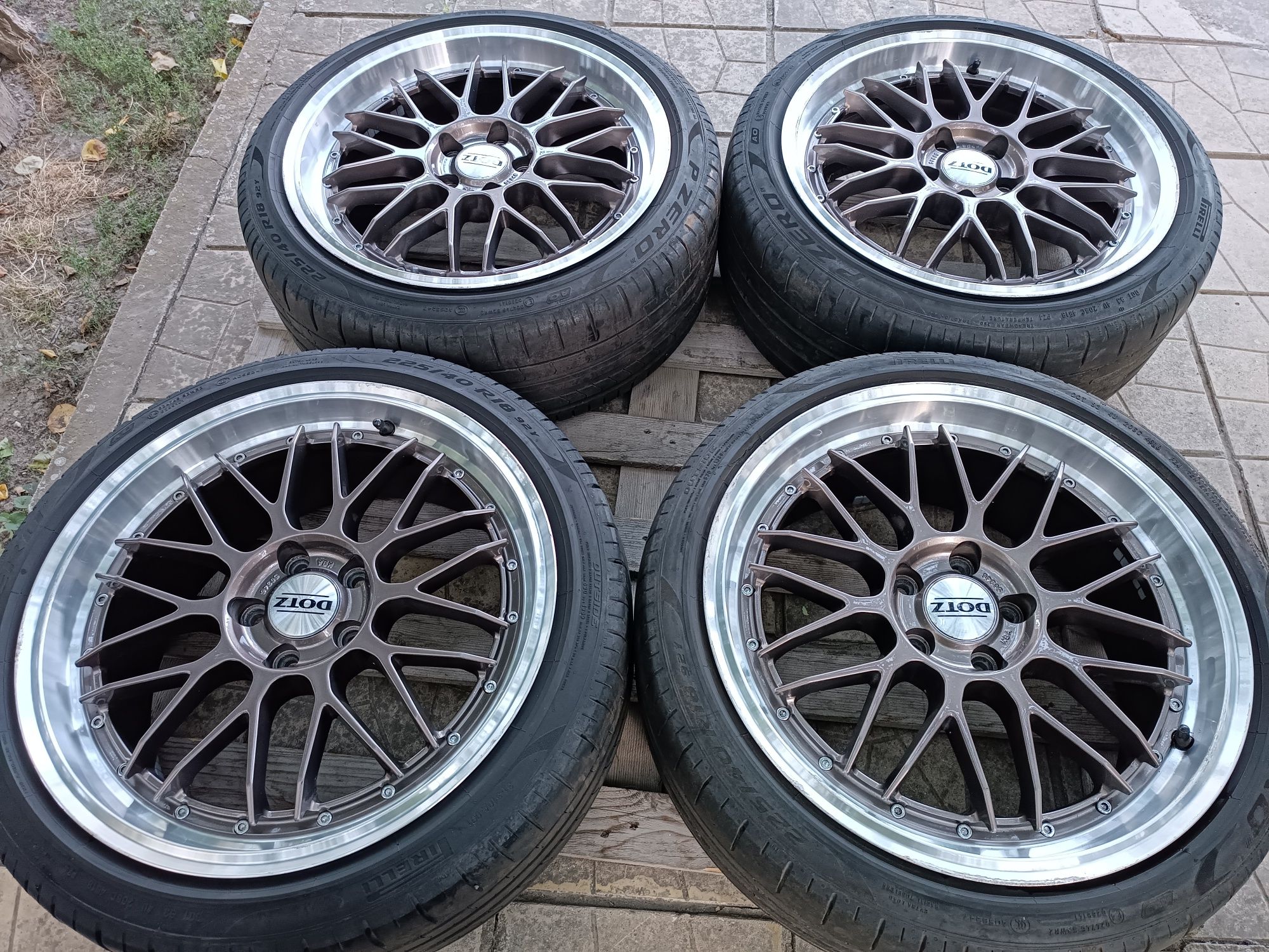 Лети джанти 18ки 5х108 Dotz + летни гуми 225/40/18 Pirelli
