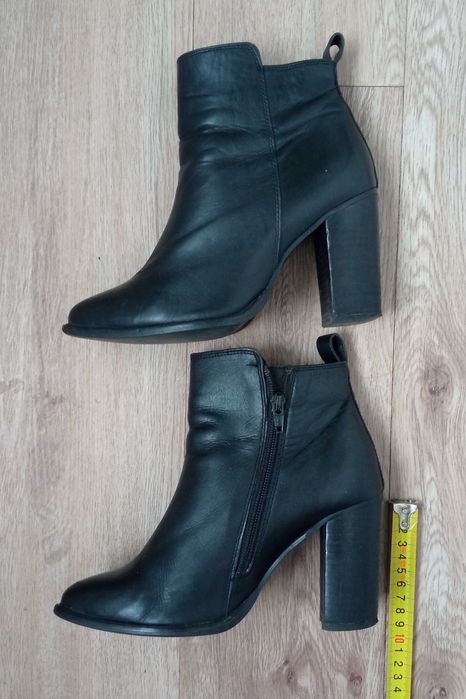 Ghete elegante din piele naturala