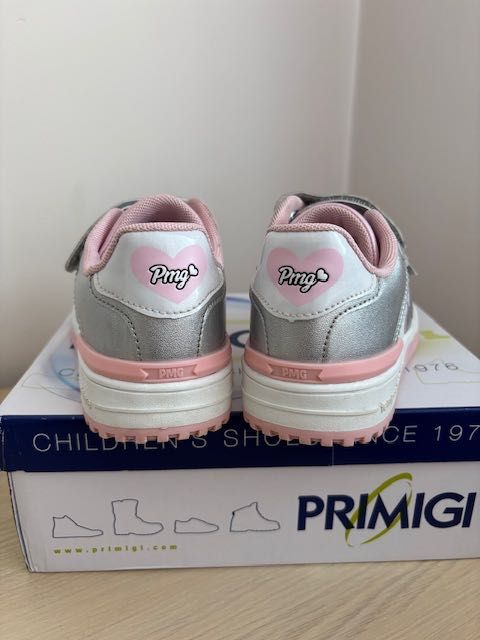 Сникърси Primigi, номер 33