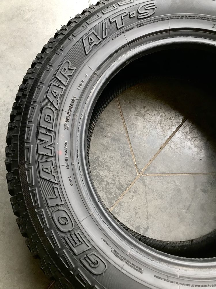 Set Vara Iarna Off Road Yokohama A/T 245 65 R17 Allseason Profil 9mm