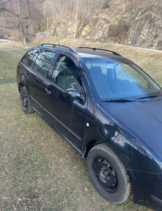 Vând Skoda Fabia 1