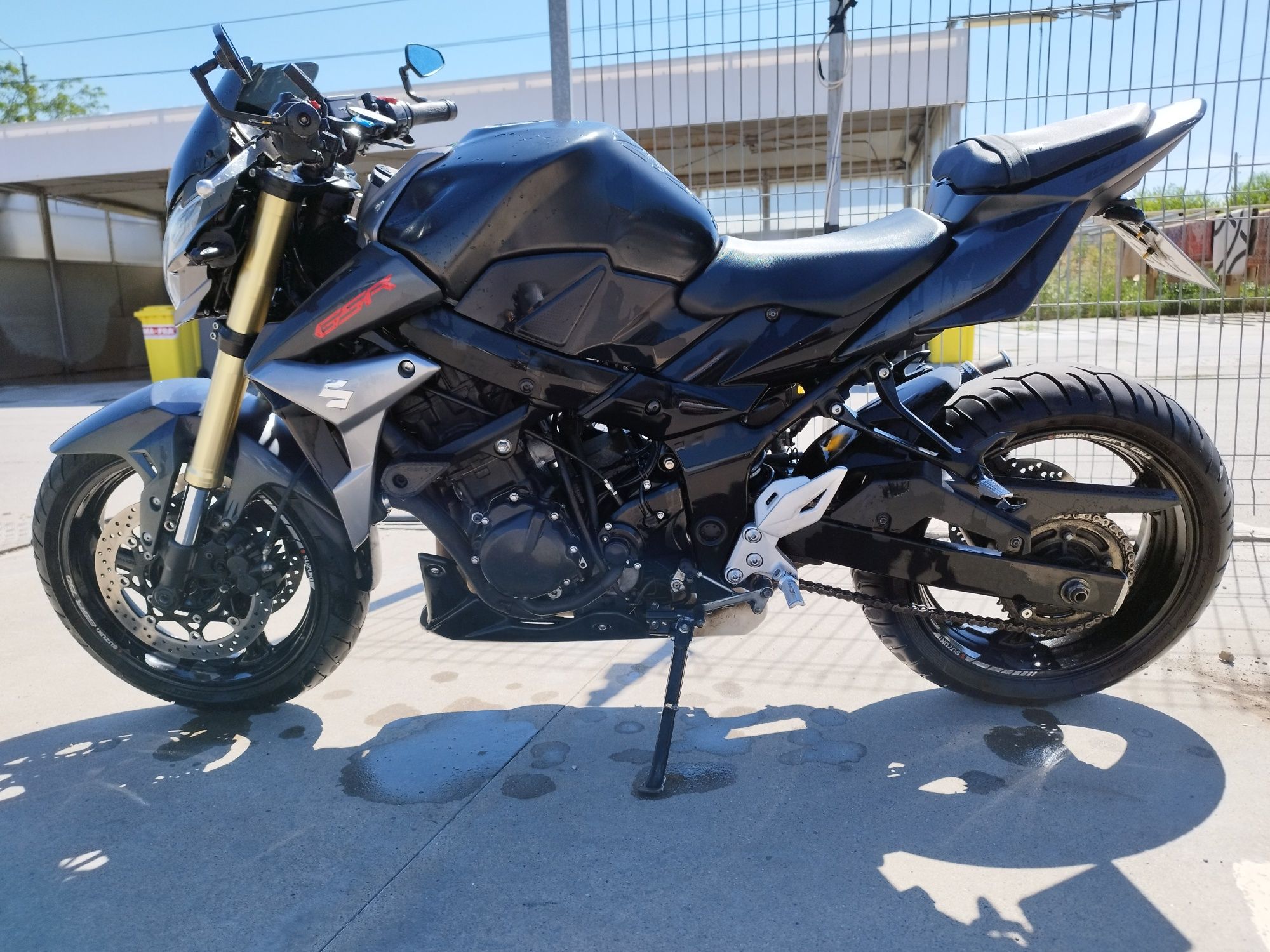 Suzuki Gsr 750 2014