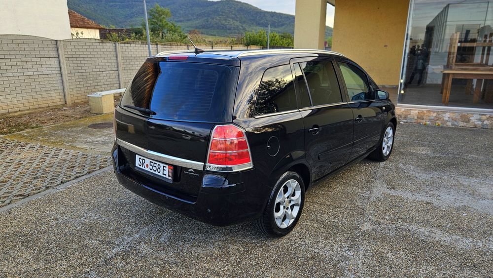 Opel Zafira Facelift  [Navigatie ,Bi Xenon, Scaune Încalzite ]