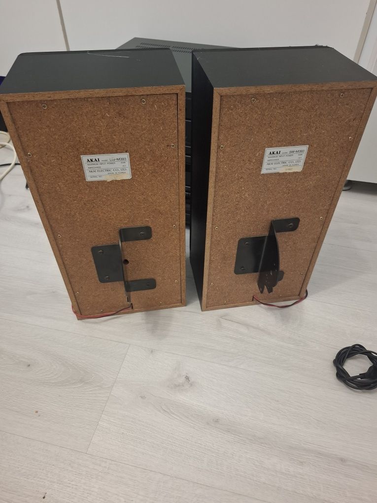 Sistem audio Akai cu boxe model AC-M393L echipament original