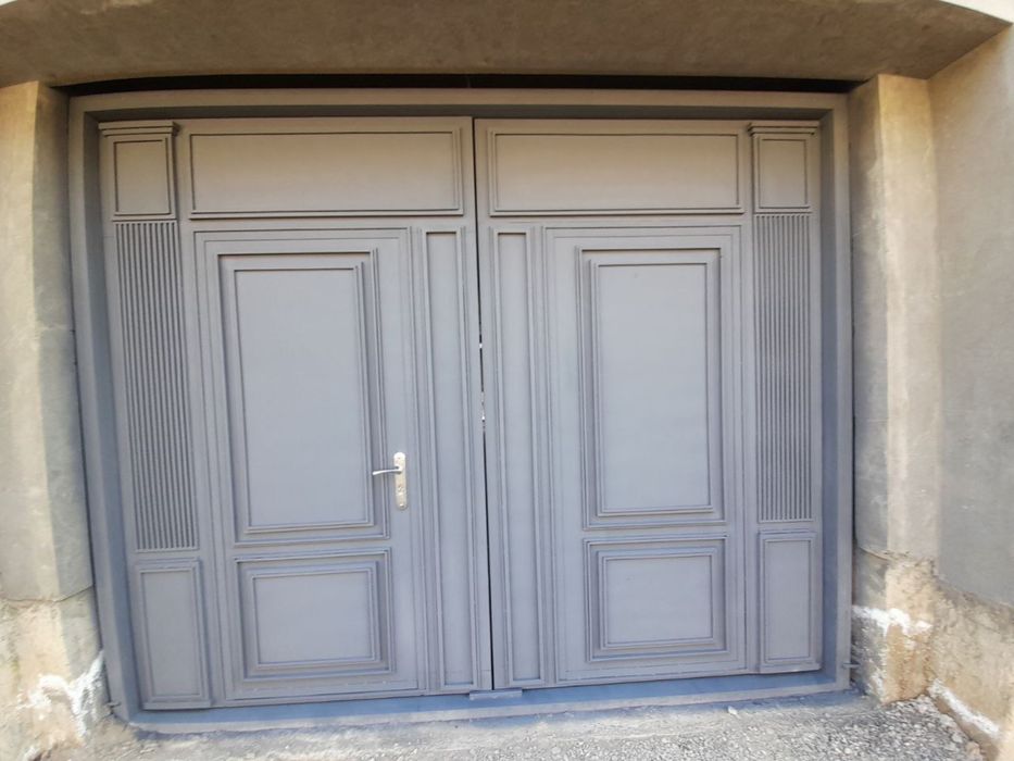 Temir darvoza sotiladi