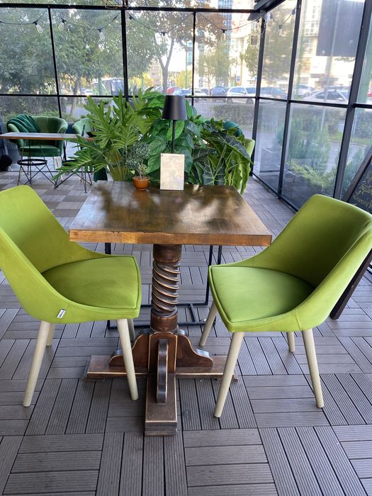 Mobilier cafenea