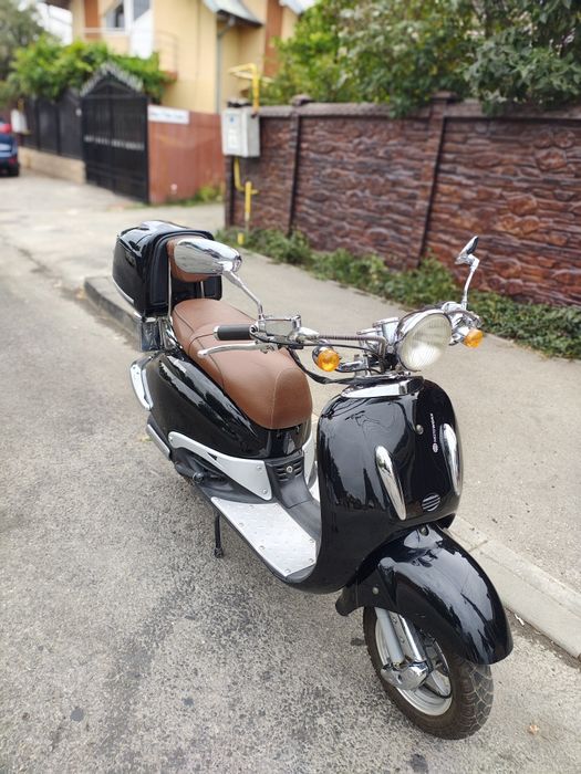 SCUTER 125 CC Cat. B